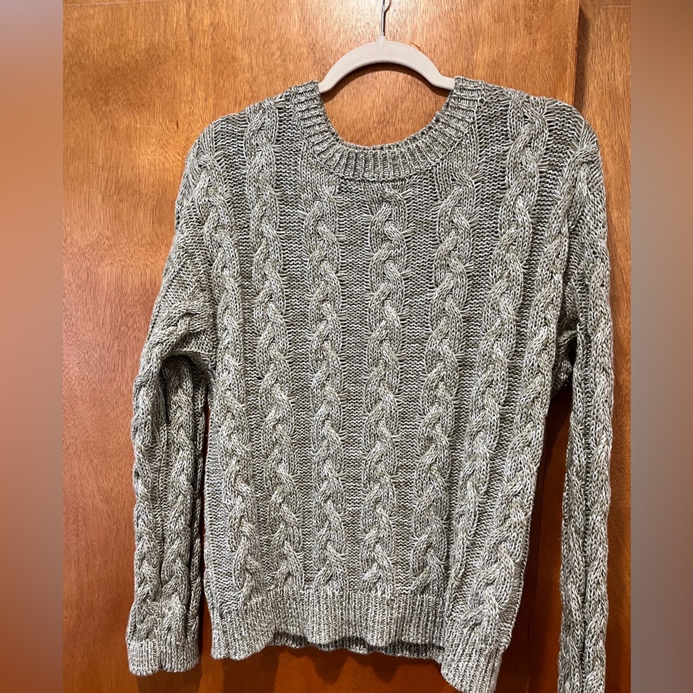 Lumiere Women's Cable Knit Sweater - Olive Green - Picture 4 of 7